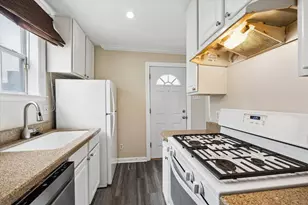 1020 Crocker St, Houston, TX 77019 - Photo 11