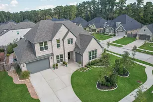 902 Falcon Hollow Ln, Pinehurst, TX 77362 - Photo 1