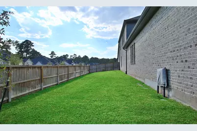 902 Falcon Hollow Lane, Pinehurst, TX 77362 - Photo 41