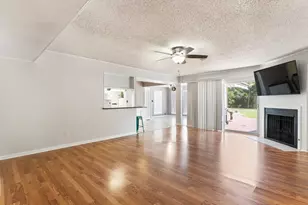 2025 Tupper Lake Ln, Bay City, TX 77414 - Photo 11