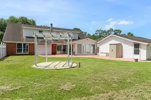 2025 Tupper Lake Ln, Bay City, TX 77414 - Photo 41