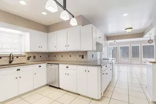 2025 Tupper Lake Ln, Bay City, TX 77414 - Photo 23