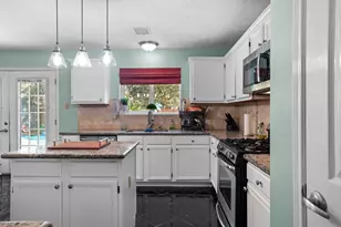 8002 Makaha Cir, Houston, TX 77095 - Photo 9