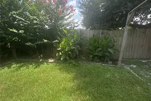 12717 Hill Branch Dr, Houston, TX 77082 - Photo 19