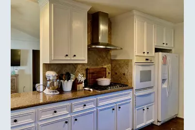 14026 Saint Marys Lane, Houston, TX 77079 - Photo 9