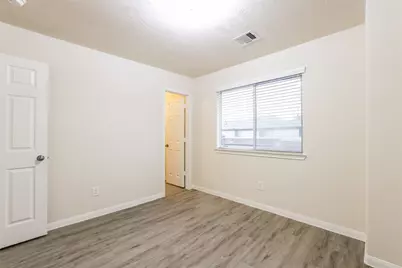 12107 Pia Drive, Houston, TX 77044 - Photo 11