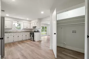 7104 Dallas St, Baytown, TX 77521 - Photo 7