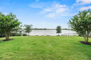10707 Painted Crescent Ct, Cypress, TX 77433 - Photo 3
