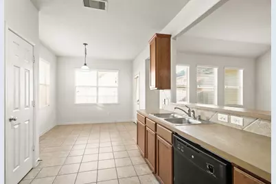 15114 Cave Creek Drive, Humble, TX 77346 - Photo 9