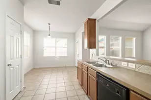 15114 Cave Creek Dr, Humble, TX 77346 - Photo 9