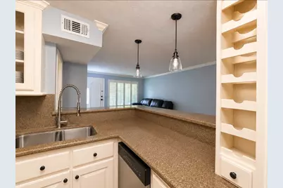 6492 Bayou Glen Road, Houston, TX 77057 - Photo 17