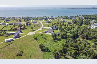 5610 Arrowhead Point Drive, Baytown, TX 77523 - Photo 15