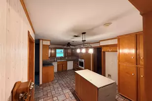 2947 Turtle Creek Dr, Wharton, TX 77488 - Photo 7
