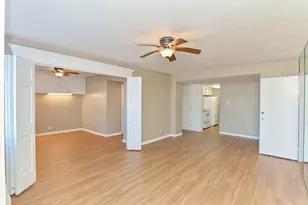7520 Hornwood Dr, Houston, TX 77036 - Photo 3