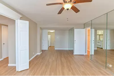 7520 Hornwood Drive #201W, Houston, TX 77036 - Photo 19