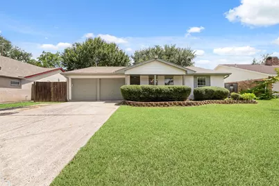 5922 Hummingbird Street, Houston, TX 77096 - Photo 1