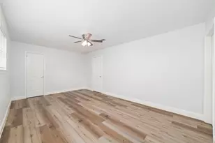5922 Hummingbird St, Houston, TX 77096 - Photo 17
