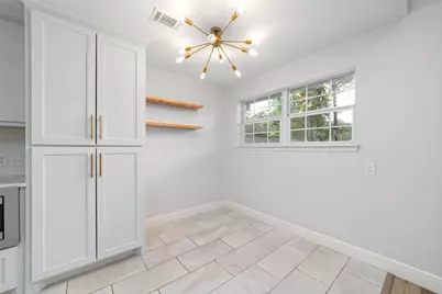 5922 Hummingbird Street, Houston, TX 77096 - Photo 15