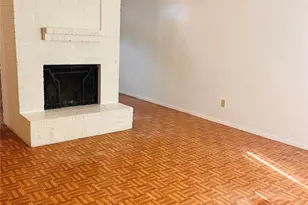 16633 Gold Ridge Ln, Houston, TX 77053 - Photo 9