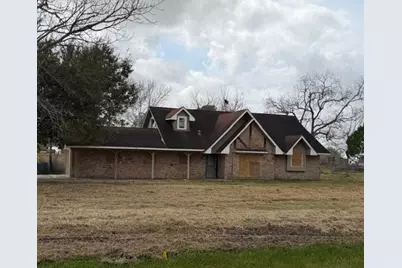 2506 Loch Lomond Street, Highlands, TX 77562 - Photo 1