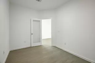 519 Louis Ln, Baytown, TX 77523 - Photo 19