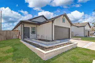 519 Louis Ln, Baytown, TX 77523 - Photo 5