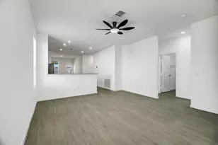 519 Louis Ln, Baytown, TX 77523 - Photo 9