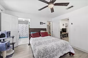 2260 S Timberlane St, Vidor, TX 77662 - Photo 15