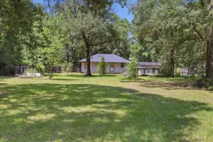 2260 S Timberlane St, Vidor, TX 77662 - Photo 21