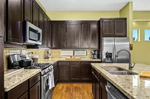1720 Live Oak St, Houston, TX 77003 - Photo 9