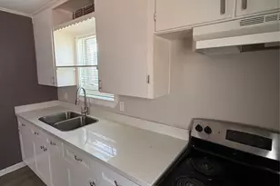 1311 Malvern St, Houston, TX 77009 - Photo 9