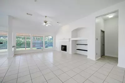 17407 Winfield Square, Richmond, TX 77407 - Photo 9