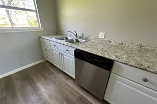 9317 Cathedral Dr, Houston, TX 77051 - Photo 11