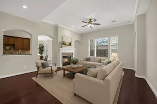 12003 Banks Run Dr, Pearland, TX 77584 - Photo 9