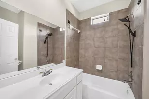 12003 Banks Run Dr, Pearland, TX 77584 - Photo 23