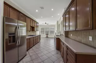 12003 Banks Run Dr, Pearland, TX 77584 - Photo 13