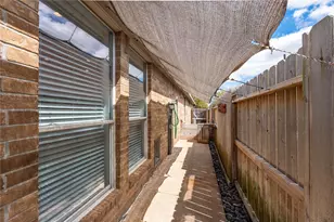 2217 Daroca Dr, League City, TX 77573 - Photo 33