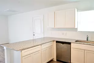 16790 N Marie Vlg Dr, Conroe, TX 77306 - Photo 9