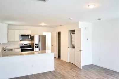 16790 N Marie Village Drive, Conroe, TX 77306 - Photo 5