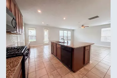 4022 Lake Cypress Circle, Houston, TX 77068 - Photo 11