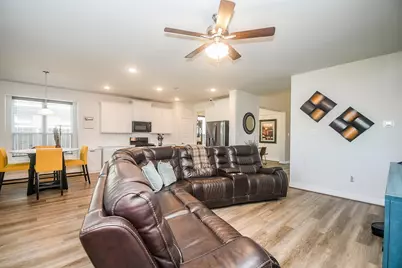 1507 Homewood Point Lane, Rosharon, TX 77583 - Photo 11