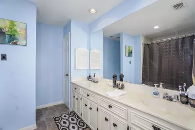 10763 Sandpiper Drive, Houston, TX 77096 - Photo 17