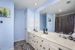 10763 Sandpiper Dr, Houston, TX 77096 - Photo 17