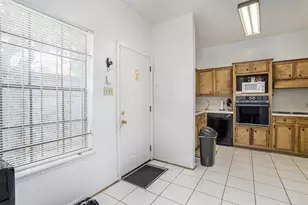 10763 Sandpiper Dr, Houston, TX 77096 - Photo 15