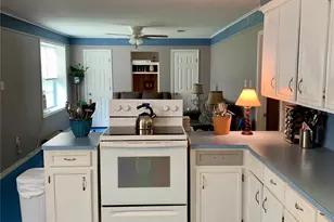 6572 Sandy Hill Rd, Brenham, TX 77833 - Photo 5