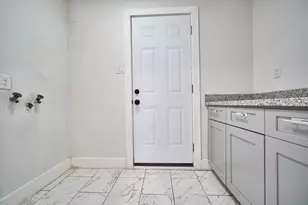 5815 Hornwood Dr, Houston, TX 77081 - Photo 9