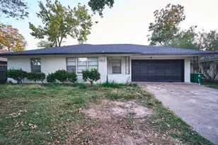 5815 Hornwood Dr, Houston, TX 77081 - Photo 1