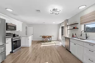 223 Kirkaldy Dr, Houston, TX 77015 - Photo 9