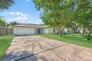 223 Kirkaldy Dr, Houston, TX 77015 - Photo 3