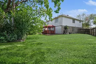 526 Oak Briar Dr, Kemah, TX 77565 - Photo 21